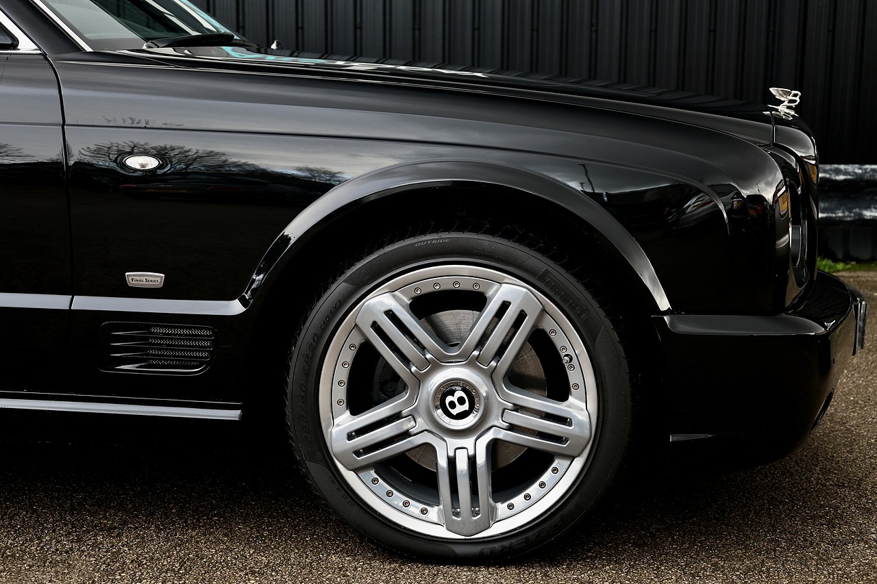 Bentley Arnage Final Series Rrare Final Series + Exeptional Condition - Large 16