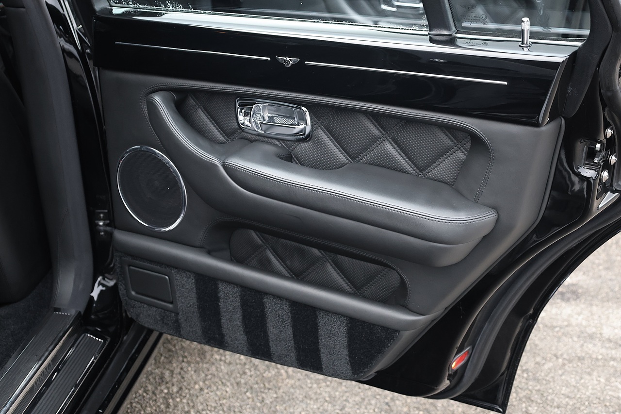 Bentley Arnage Final Series Rrare Final Series + Exeptional Condition - Large 23