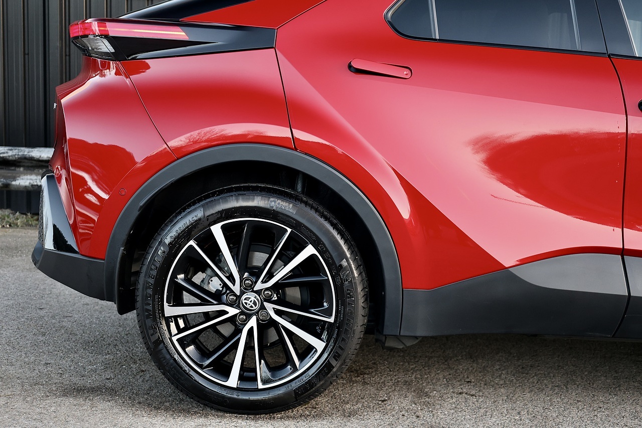 Toyota C-HR Excel 1 Private Owner + Pano Roof + High Spec - Large 12