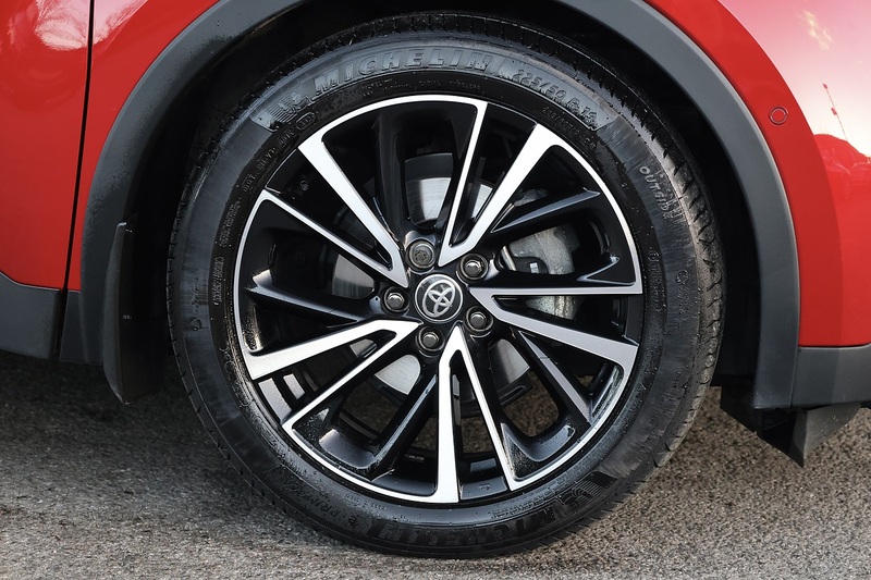 Toyota C-HR Excel 1 Private Owner + Pano Roof + High Spec Image 23