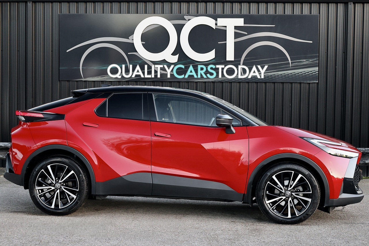 Toyota C-HR Excel 1 Private Owner + Pano Roof + High Spec - Large 1