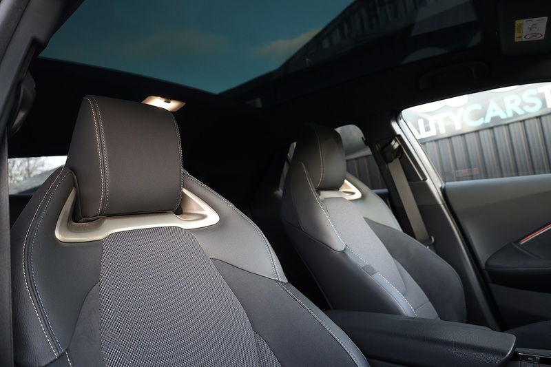 Toyota C-HR Excel 1 Private Owner + Pano Roof + High Spec Image 10