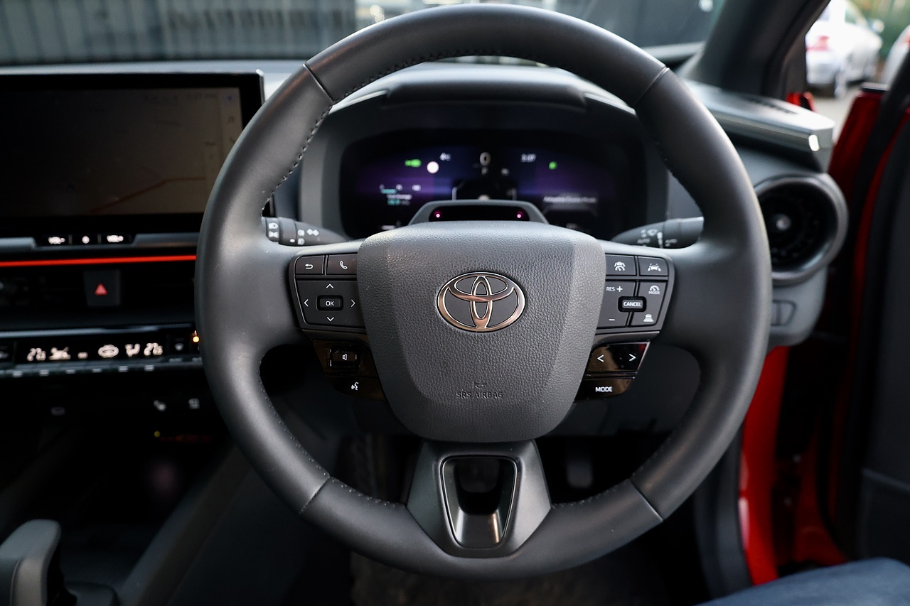 Toyota C-HR Excel 1 Private Owner + Pano Roof + High Spec - Large 27