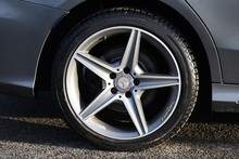 Mercedes-Benz C220d 4Matic AMG Line Rare 4Matic + Sat Nav + Reverse Camera - Thumb 27