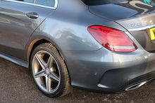 Mercedes-Benz C220d 4Matic AMG Line Rare 4Matic + Sat Nav + Reverse Camera - Thumb 24