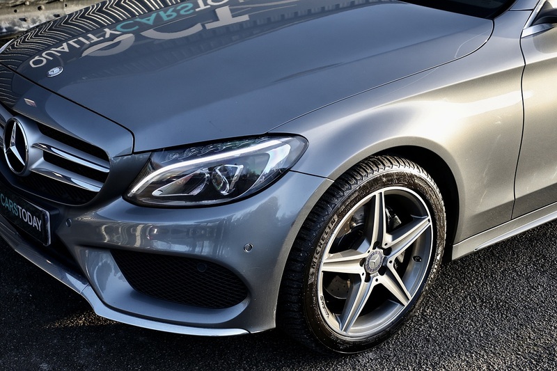 Mercedes-Benz C220d 4Matic AMG Line Rare 4Matic + Sat Nav + Reverse Camera Image 21