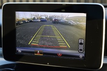 Mercedes-Benz C220d 4Matic AMG Line Rare 4Matic + Sat Nav + Reverse Camera - Thumb 30