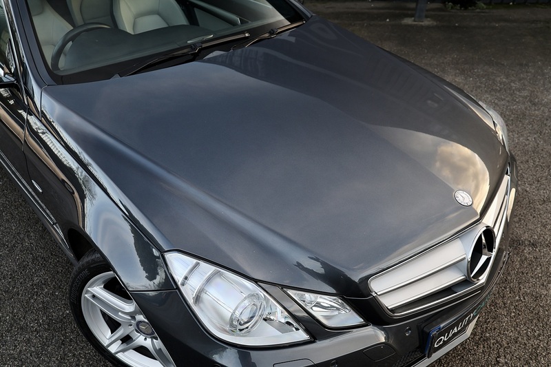 Mercedes-Benz E350 CDI AMG Sport Coupe 1 Former Keeper + COMAND + Heated Leather Image 5