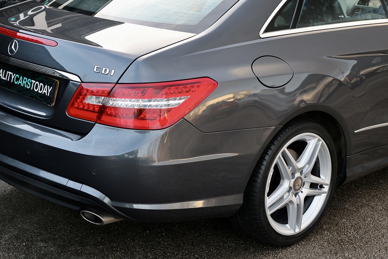 Mercedes-Benz E350 CDI AMG Sport Coupe 1 Former Keeper + COMAND + Heated Leather - Large 14