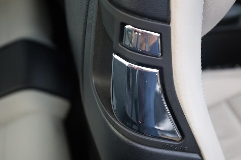 Mercedes-Benz E350 CDI AMG Sport Coupe 1 Former Keeper + COMAND + Heated Leather Image 34