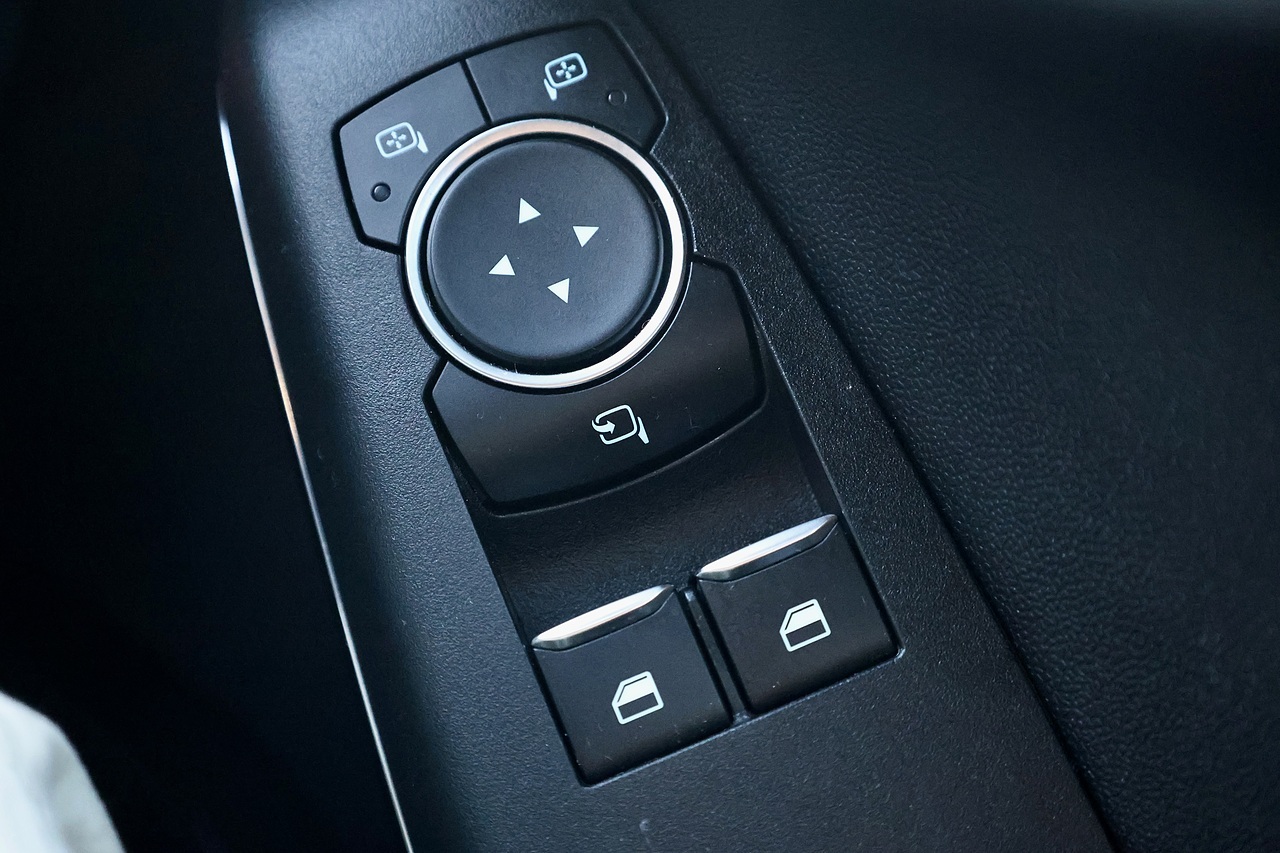 Ford Fiesta MHEV ST-Line Edition 1 Former Keeper + Full Ford Main Dealer History - Large 15