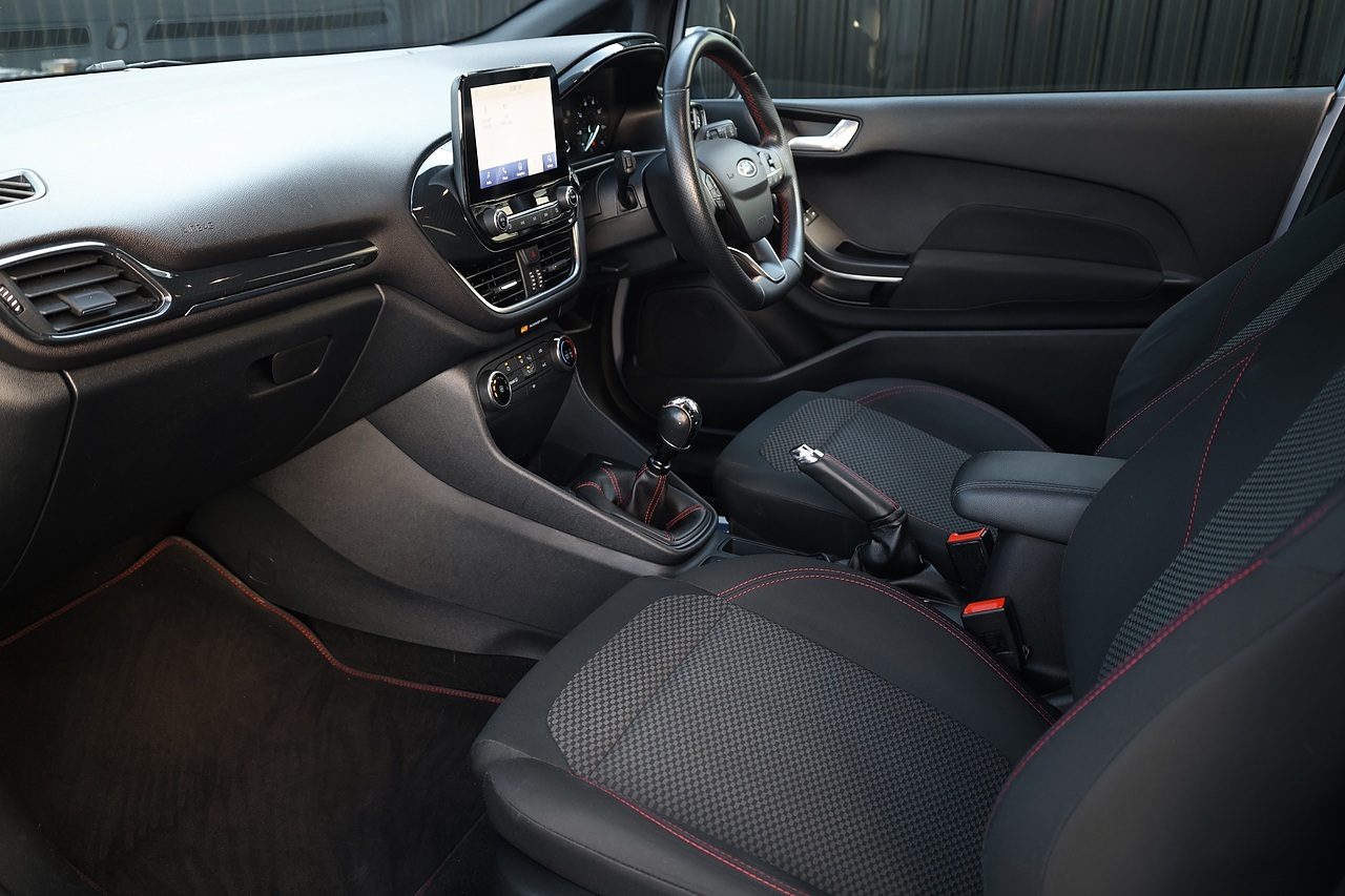 Ford Fiesta MHEV ST-Line Edition 1 Former Keeper + Full Ford Main Dealer History - Large 2