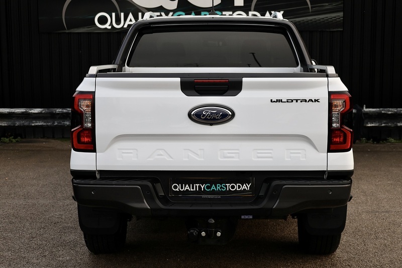 Ford Ranger Wildtrak 3.0 V6 Diesel 240 + NO VAT + Huge Spec Image 4