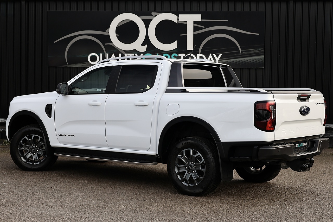 Ford Ranger Wildtrak 3.0 V6 Diesel 240 + NO VAT + Huge Spec - Large 1