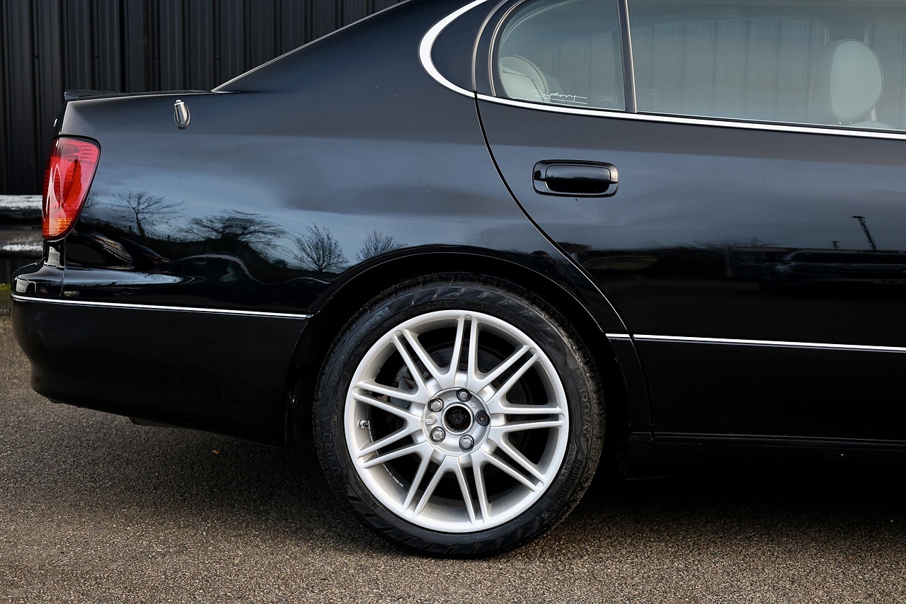 Lexus GS 300 Sport Family Ownership + Sunroof + Sat Nav - Large 15