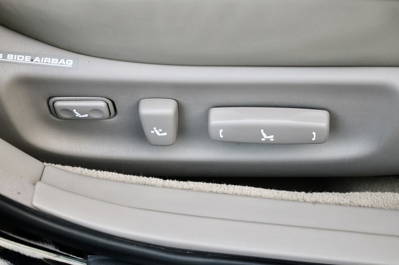 Lexus GS 300 Sport Family Ownership + Sunroof + Sat Nav Image 21