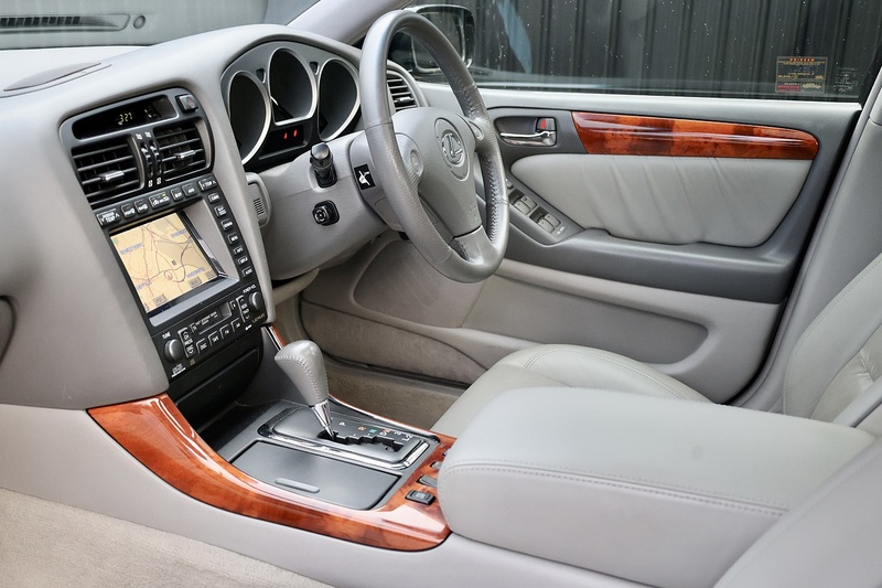 Lexus GS 300 Sport Family Ownership + Sunroof + Sat Nav Image 8