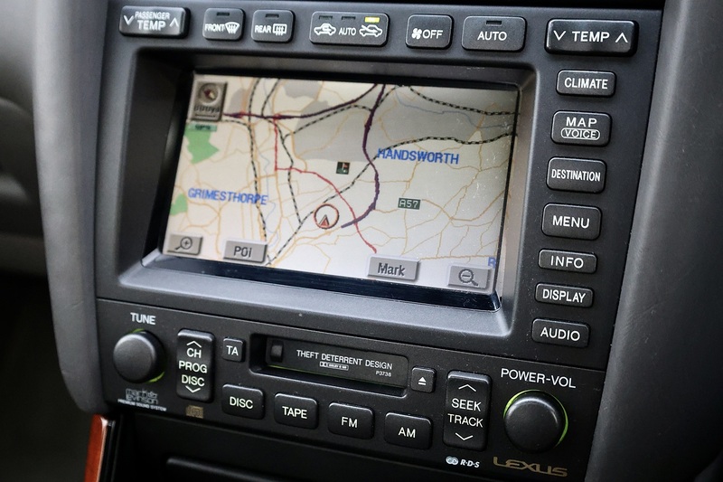 Lexus GS 300 Sport Family Ownership + Sunroof + Sat Nav Image 38