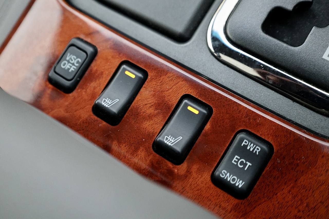 Lexus GS 300 Sport Family Ownership + Sunroof + Sat Nav - Large 40