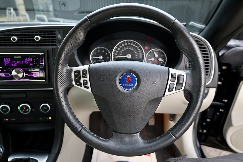 Saab 9-3 Aero Convertible 2 Former Keepers + 16 Services + Heated Leather Image 29
