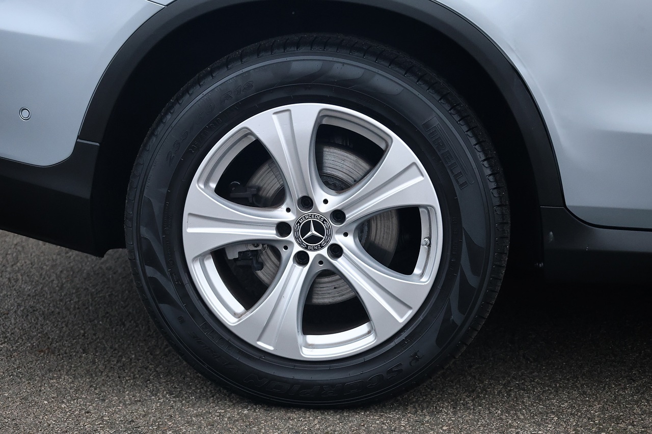 Mercedes-Benz GLC 250d Sport Premium Coupe 1 Owner + Full Mercedes Main Dealer History + Sunroof + Distronic - Large 30