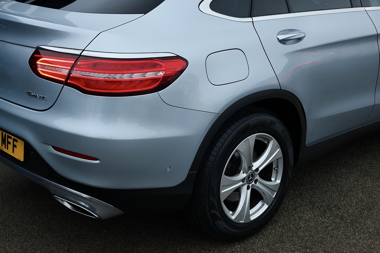 Mercedes-Benz GLC 250d Sport Premium Coupe 1 Owner + Full Mercedes Main Dealer History + Sunroof + Distronic - Large 15