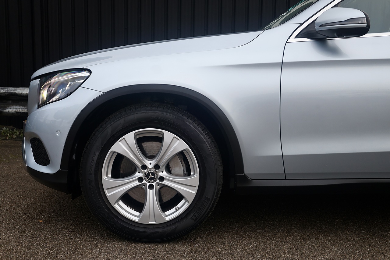 Mercedes-Benz GLC 250d Sport Premium Coupe 1 Owner + Full Mercedes Main Dealer History + Sunroof + Distronic - Large 25