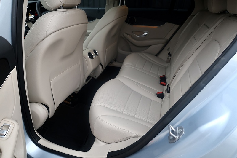 Mercedes-Benz GLC 250d Sport Premium Coupe 1 Owner + Full Mercedes Main Dealer History + Sunroof + Distronic Image 32