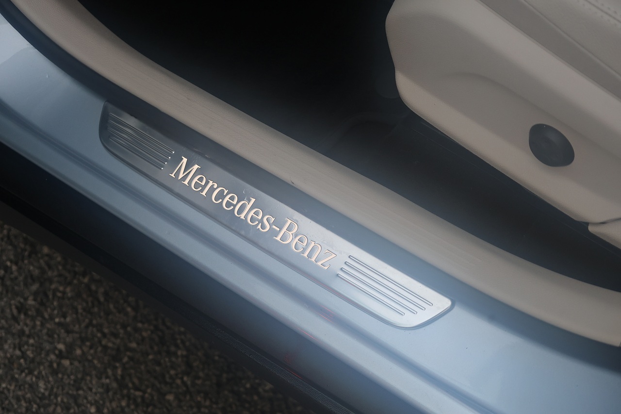 Mercedes-Benz GLC 250d Sport Premium Coupe 1 Owner + Full Mercedes Main Dealer History + Sunroof + Distronic - Large 37