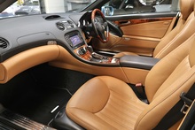 Mercedes-Benz SL 350 1 Former Keeper + Full History + Pano Roof + Special - Thumb 2