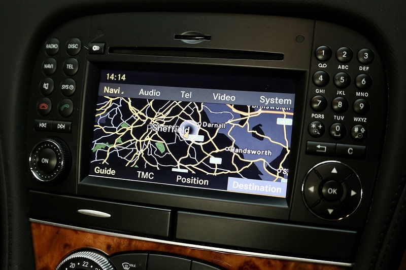 Mercedes-Benz SL 350 1 Former Keeper + Full History + Pano Roof + Special Image 16