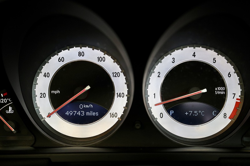 Mercedes-Benz SL 350 1 Former Keeper + Full History + Pano Roof + Special Image 18