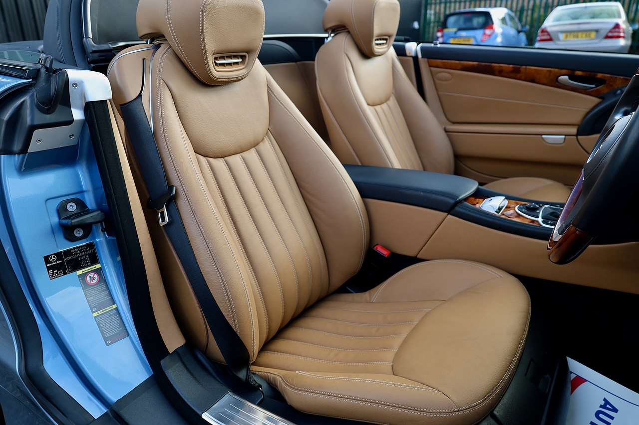 Mercedes-Benz SL 350 1 Former Keeper + Full History + Pano Roof + Special - Large 10