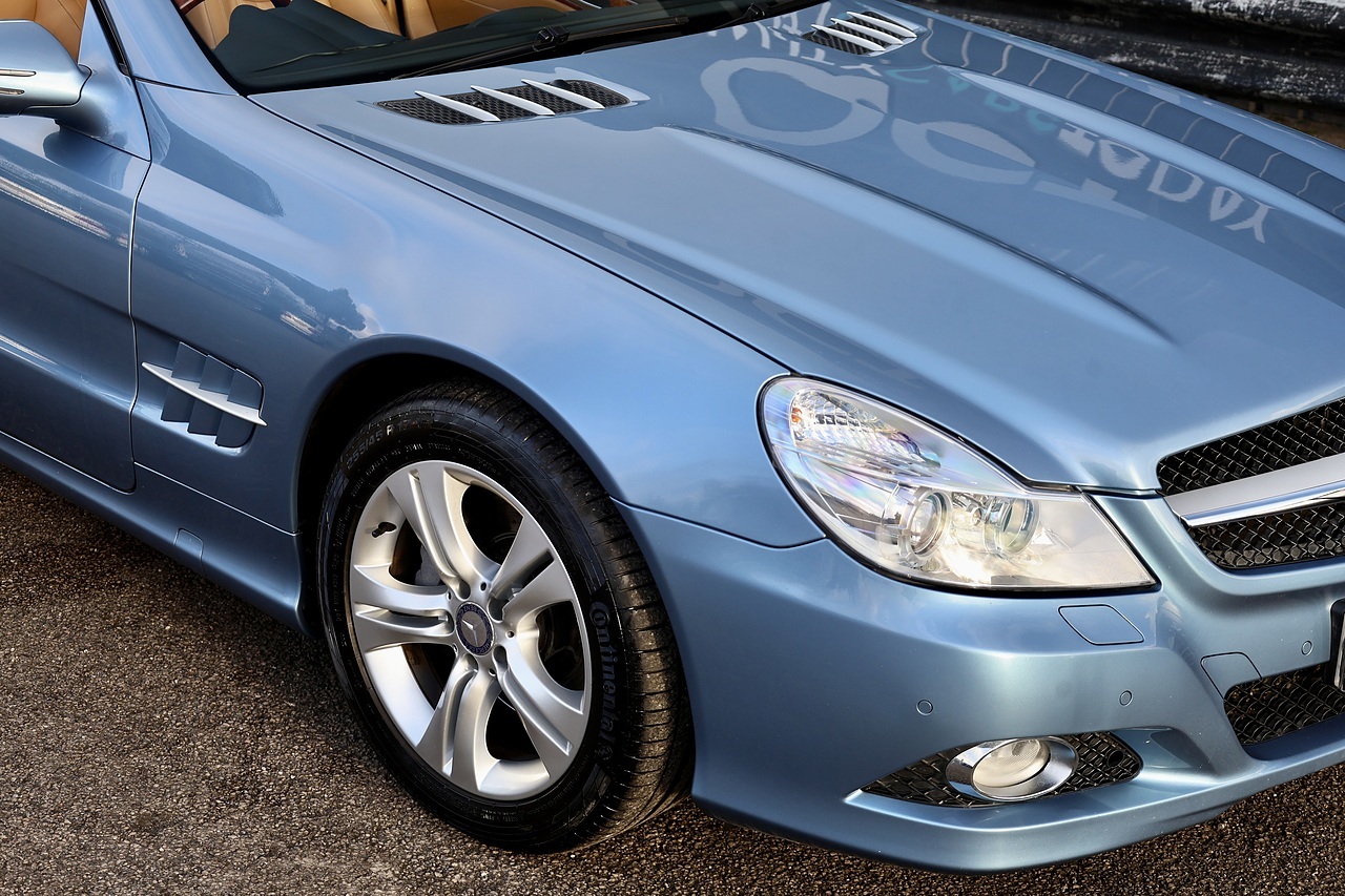 Mercedes-Benz SL 350 1 Former Keeper + Full History + Pano Roof + Special - Large 24