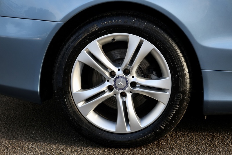 Mercedes-Benz SL 350 1 Former Keeper + Full History + Pano Roof + Special Image 31