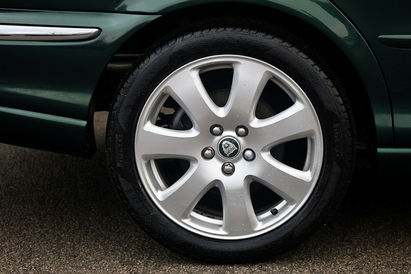 Jaguar X-Type D SE Family Ownership from New + Exceptional Condition Image 36