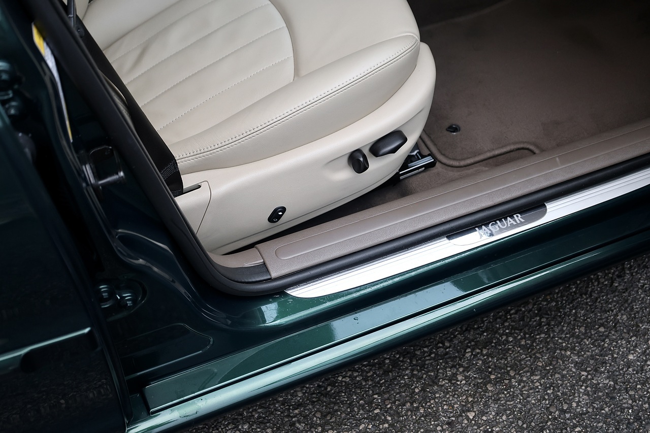 Jaguar X-Type D SE Family Ownership from New + Exceptional Condition - Large 15