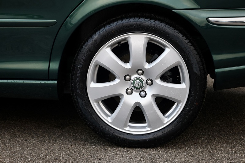 Jaguar X-Type D SE Family Ownership from New + Exceptional Condition Image 34