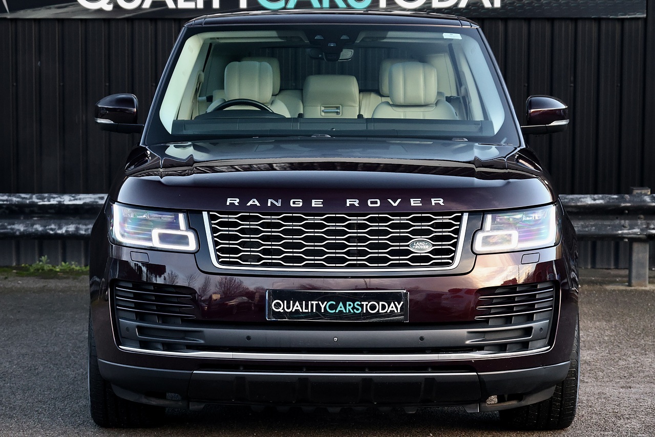 Land Rover Range Rover Vogue 1 Owner + Land Rover Extended Warranty + Pano Roof - Large 3