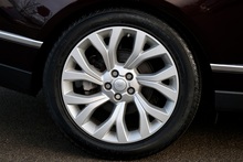 Land Rover Range Rover Vogue 1 Owner + Land Rover Extended Warranty + Pano Roof - Thumb 18