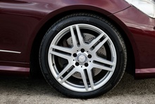 Mercedes-Benz E500 Sport Coupe Full Mercedes Main Dealer + Designo Paint + Pano Roof - Thumb 32