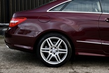Mercedes-Benz E500 Sport Coupe Full Mercedes Main Dealer + Designo Paint + Pano Roof - Thumb 16