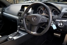 Mercedes-Benz E500 Sport Coupe Full Mercedes Main Dealer + Designo Paint + Pano Roof - Thumb 21