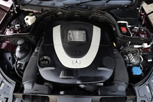 Mercedes-Benz E500 Sport Coupe Full Mercedes Main Dealer + Designo Paint + Pano Roof - Thumb 24