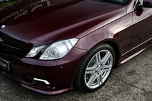 Mercedes-Benz E500 Sport Coupe Full Mercedes Main Dealer + Designo Paint + Pano Roof - Thumb 33