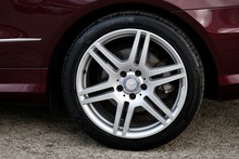 Mercedes-Benz E500 Sport Coupe Full Mercedes Main Dealer + Designo Paint + Pano Roof - Thumb 31