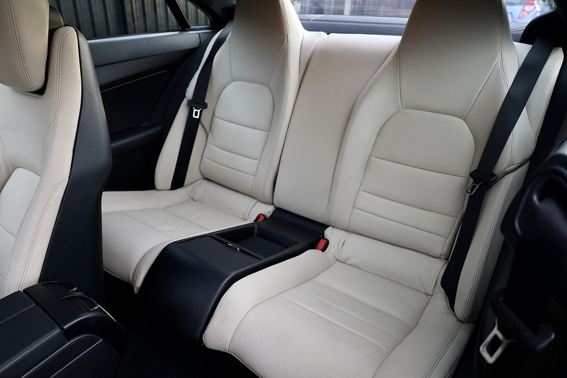 Mercedes-Benz E500 Sport Coupe Full Mercedes Main Dealer + Designo Paint + Pano Roof Image 14