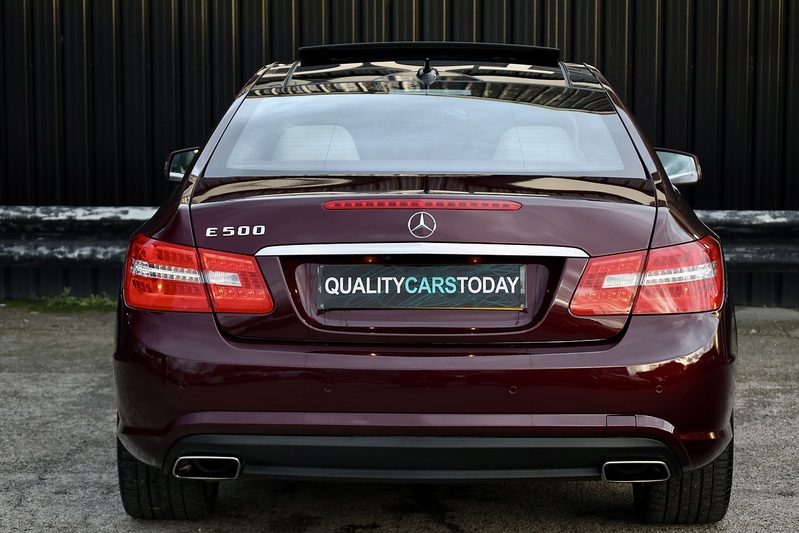 Mercedes-Benz E500 Sport Coupe Full Mercedes Main Dealer + Designo Paint + Pano Roof Image 4