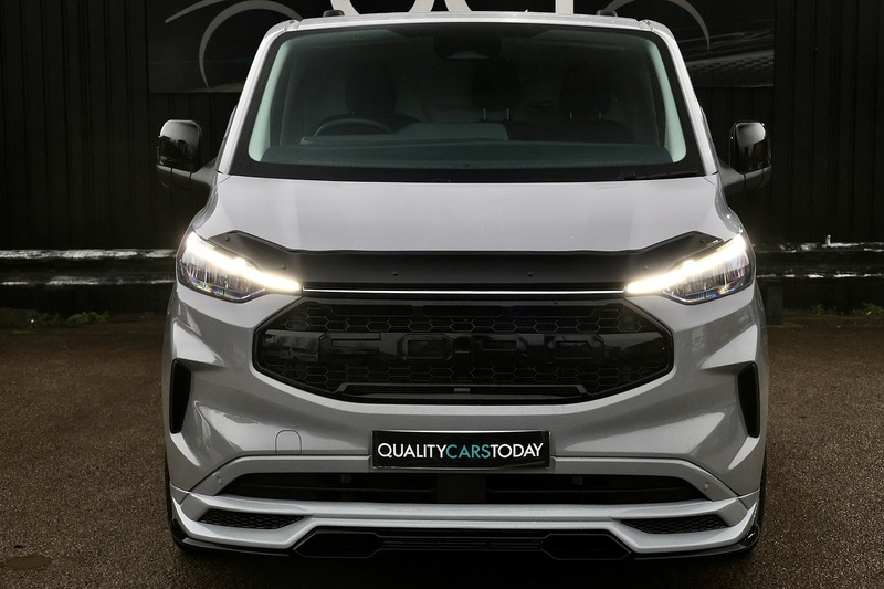 Ford Transit Custom Limited 1 Owner + Ford Warranty + Heated Seats + Automatic Image 3