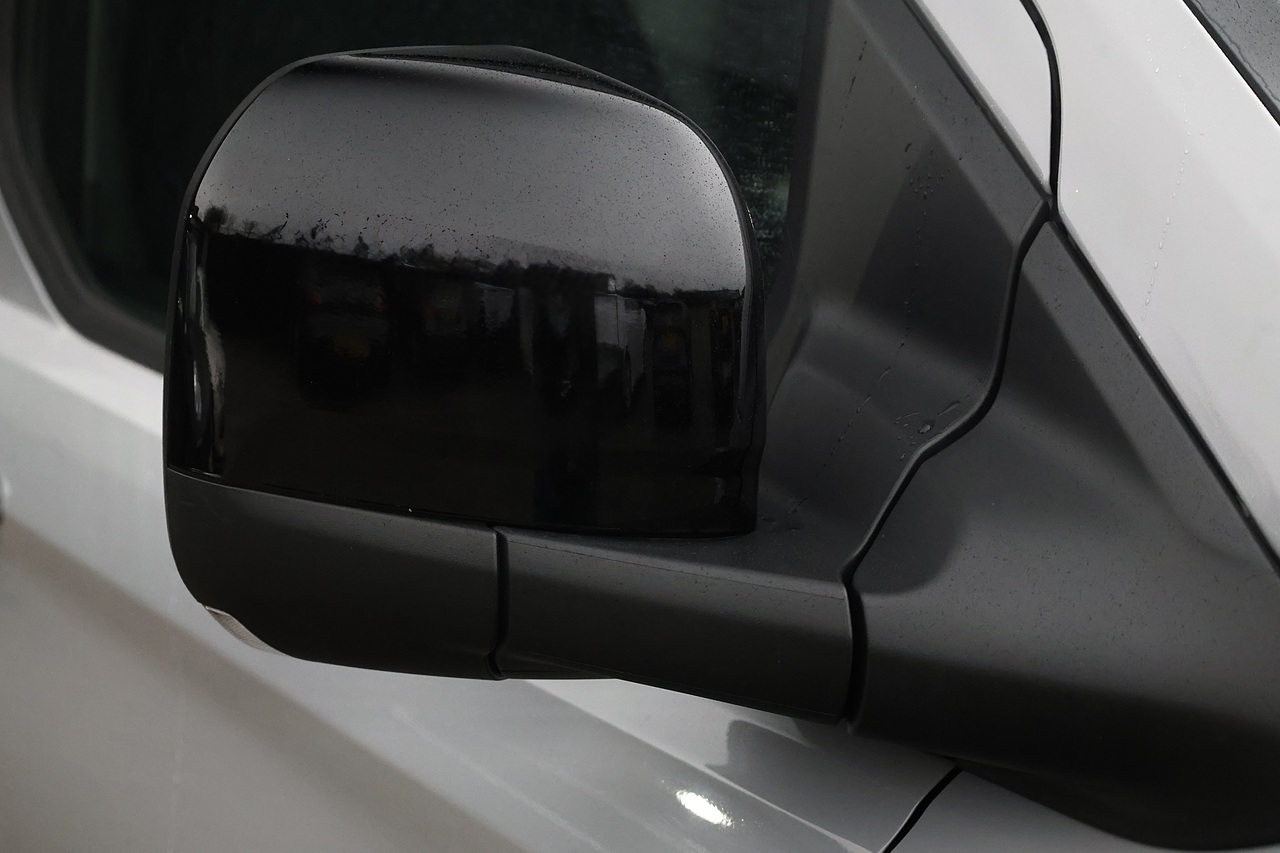 Ford Transit Custom Limited 1 Owner + Ford Warranty + Heated Seats + Automatic - Large 10